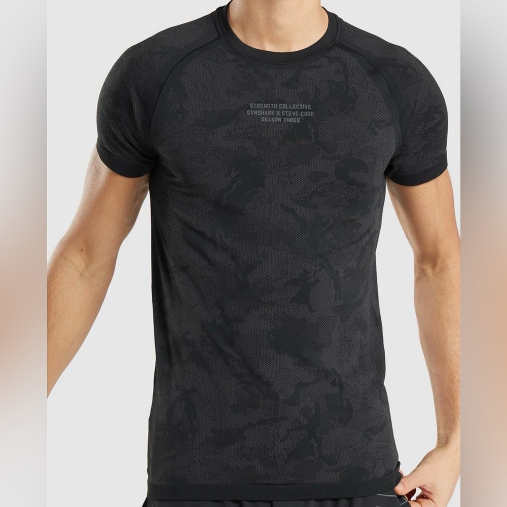 Men's Black Camouflage Performance Crew Neck Shirt Gymshark